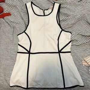 Banana republic black and white contrast sleeveless blouse